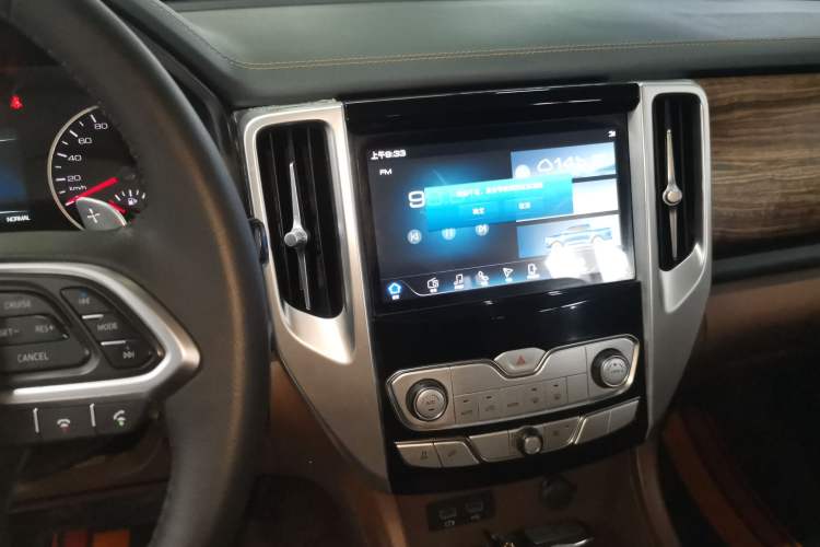 Used Great Wall Poer 2019 2.0T Automatic Gasoline 4x4 Sport Edition GW4C20B Audio And AC Panel