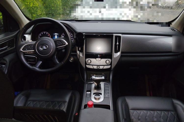 Used Great Wall Poer 2019 2.0T Automatic Gasoline 4x4 Comfort Edition GW4C20B Center Console