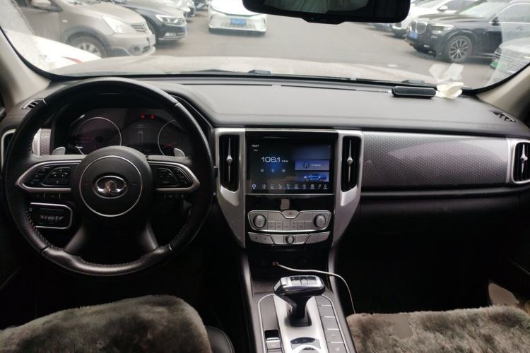 Used Great Wall Poer 2019 2.0T Automatic Gasoline 4x4 Comfort Edition GW4C20B Center Console