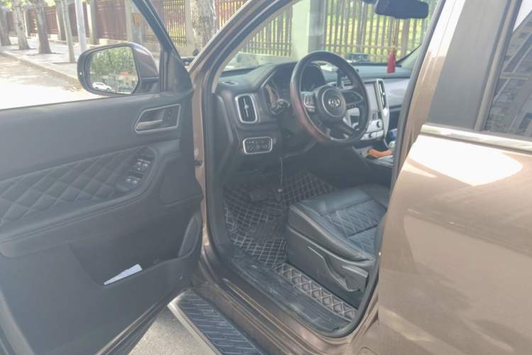 Used Great Wall Poer 2019 2.0T Automatic Gasoline 4x4 Comfort Edition GW4C20B Driver Seat