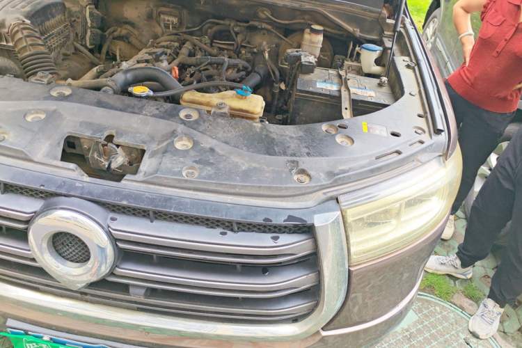 Used Great Wall Poer 2019 2.0T Automatic Gasoline Two-Wheel Drive Comfort Edition GW4C20B Engine Bay Left