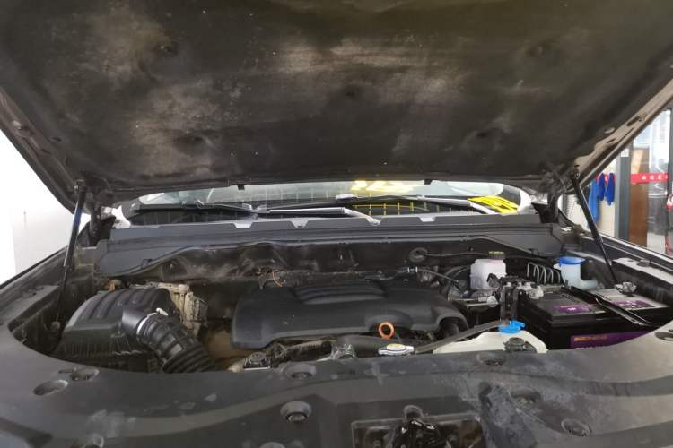 Used Great Wall Poer 2019 2.0T Automatic Gasoline 4x4 Sport Edition GW4C20B Engine Bay
