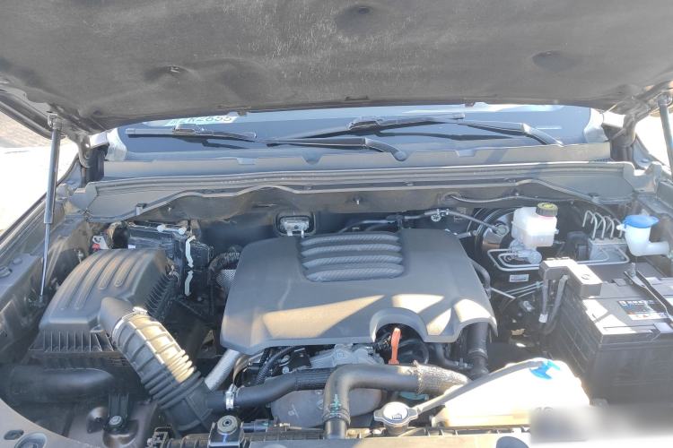 Used Great Wall Poer 2019 2.0T Automatic Gasoline 4x4 Comfort Edition GW4C20B Engine Bay