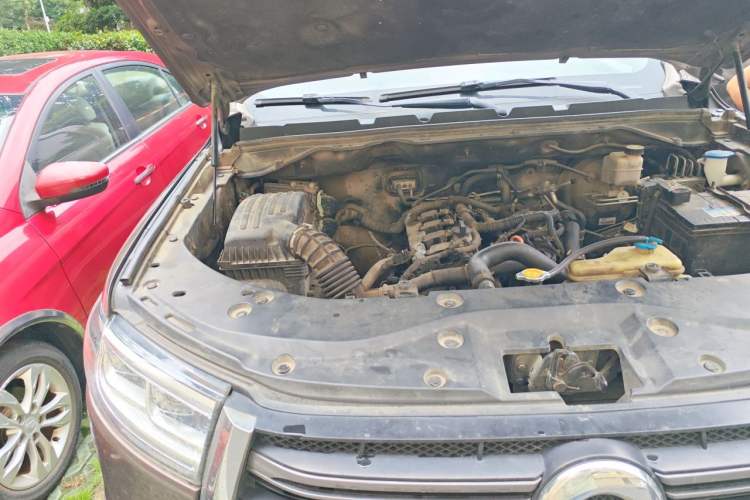 Used Great Wall Poer 2019 2.0T Automatic Gasoline Two-Wheel Drive Comfort Edition GW4C20B Engine Bay Right