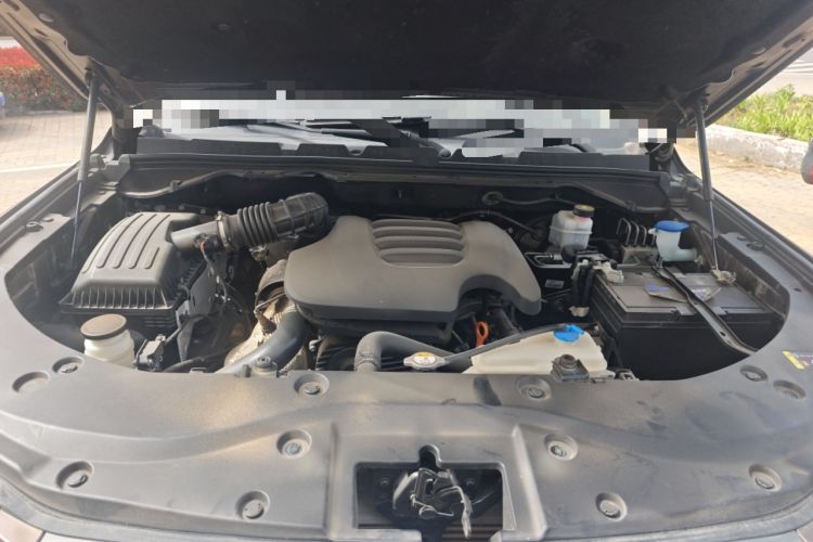 Used Great Wall Poer 2019 2.0T Commercial Version Manual Diesel 4x4 Elite Long-Box GW4D20M Engine Bay