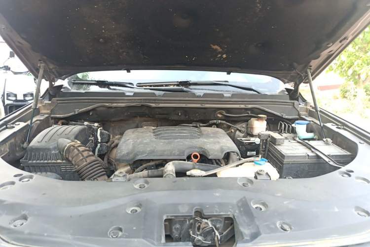 Used Great Wall Poer 2019 2.0T Automatic Gasoline 4x4 Comfort Edition GW4C20B Engine Bay