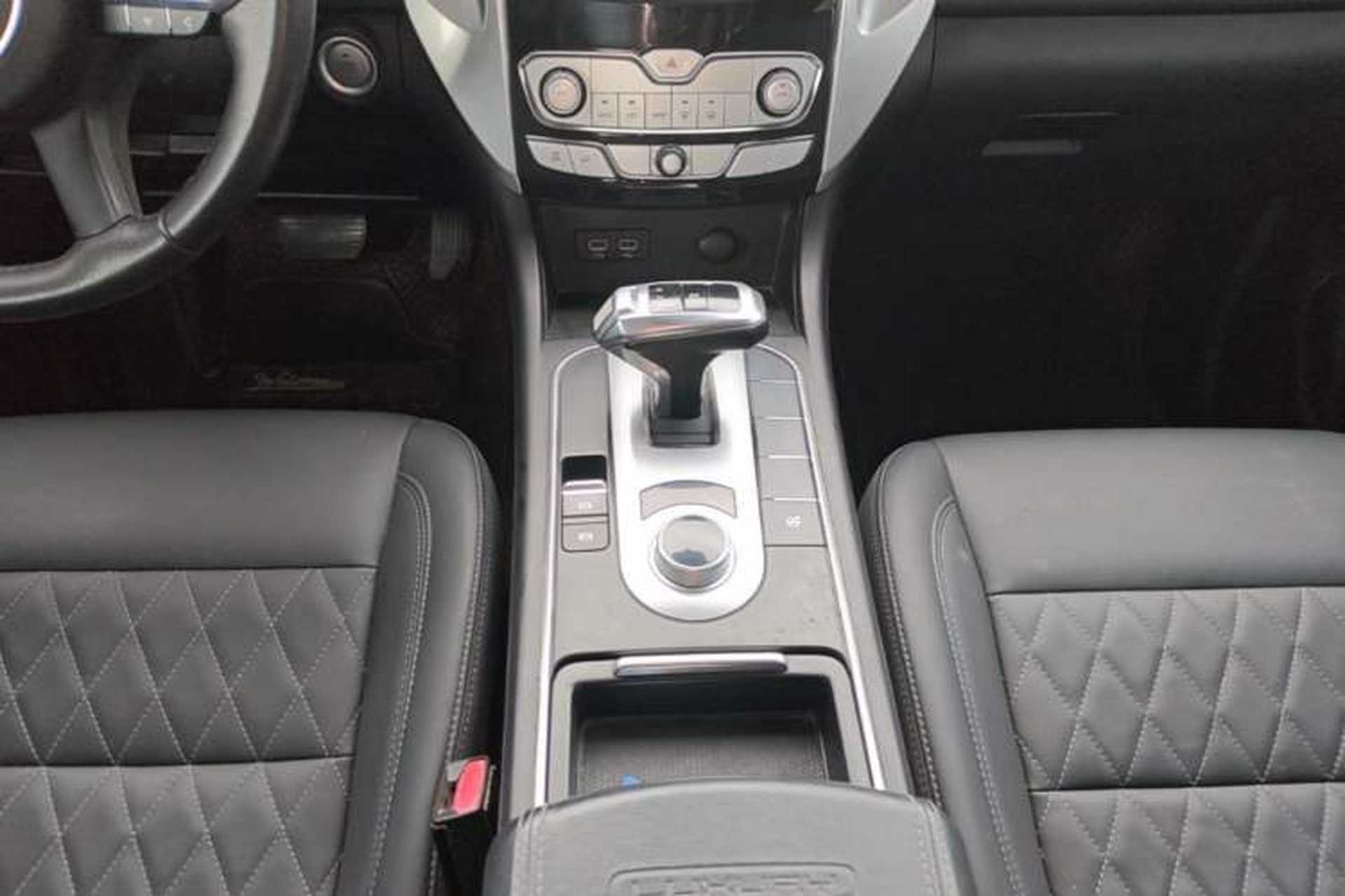 Used Great Wall Poer 2019 2.0T Automatic Gasoline Two-Wheel Drive Comfort Edition GW4C20B Gear Lever
