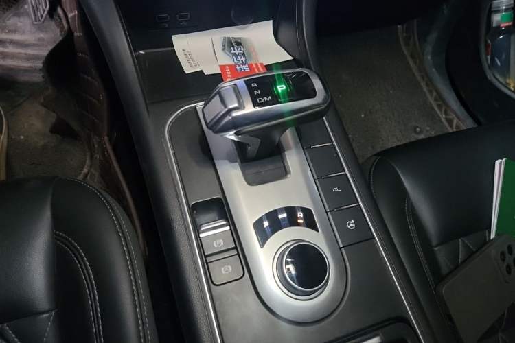 Used Great Wall Poer 2019 2.0T Automatic Gasoline 4x4 Comfort Edition GW4C20B Gear Lever