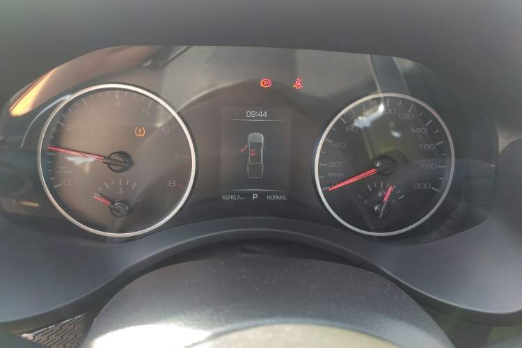 Used Great Wall Poer 2019 2.0T Automatic Gasoline Two-Wheel Drive Comfort Edition GW4C20B Instrument Cluster