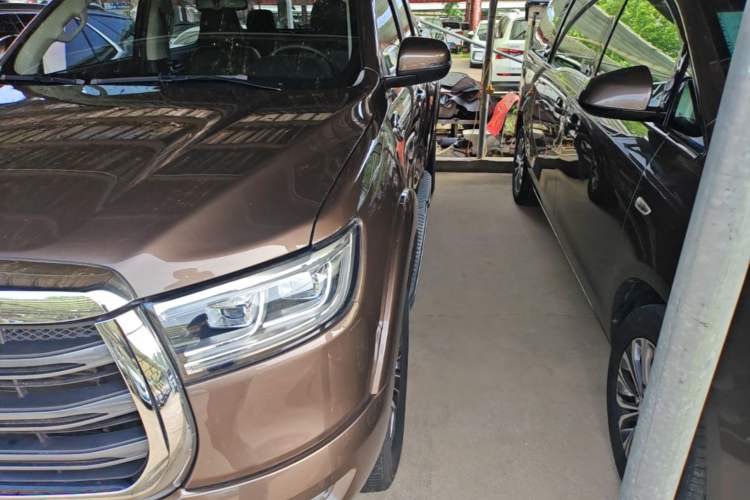 Used Great Wall Poer 2019 2.0T Automatic Gasoline Two-Wheel Drive Comfort Edition GW4C20B Left Front Headlight