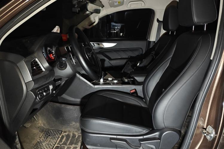 Used Great Wall Poer 2019 2.0T Commercial Version Automatic Gasoline Two-Wheel Drive Elite Trim with Long Bed – GW4C20B Left Front Seat