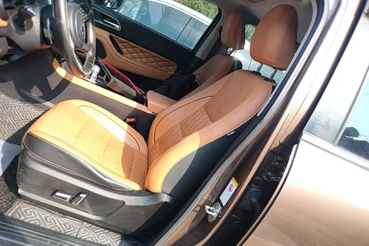 Used Great Wall Poer 2019 2.0T Automatic Gasoline 4x4 Sport Edition GW4C20B Left Front Seat