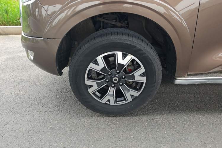 Used Great Wall Poer 2019 2.0T Automatic Gasoline Two-Wheel Drive Comfort Edition GW4C20B Left Front Wheel Hub