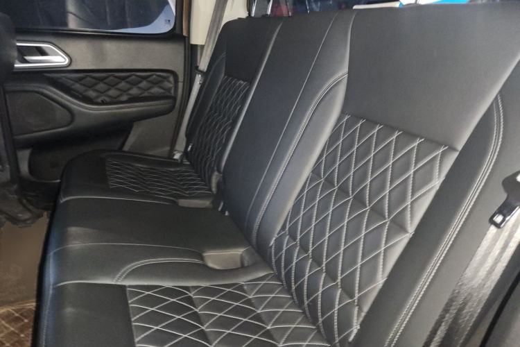 Used Great Wall Poer 2019 2.0T Automatic Gasoline 4x4 Comfort Edition GW4C20B Left Rear Seat