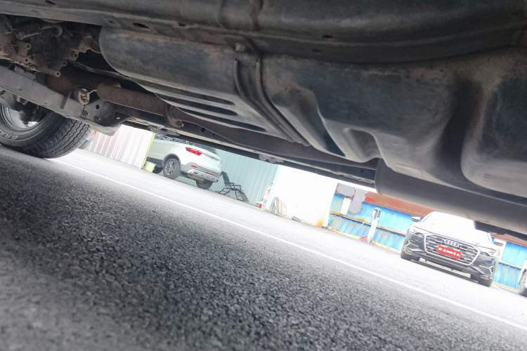 Used Great Wall Poer 2019 2.0T Automatic Gasoline 4x4 Sport Edition GW4C20B Left Side Sill