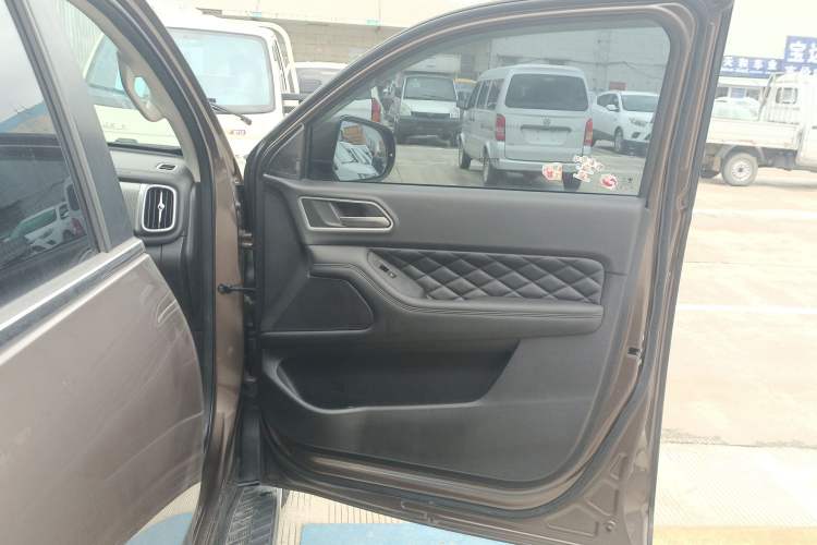 Used Great Wall Poer 2019 2.0T Automatic Gasoline Two-Wheel Drive Comfort Edition GW4C20B Right Front Door Interior