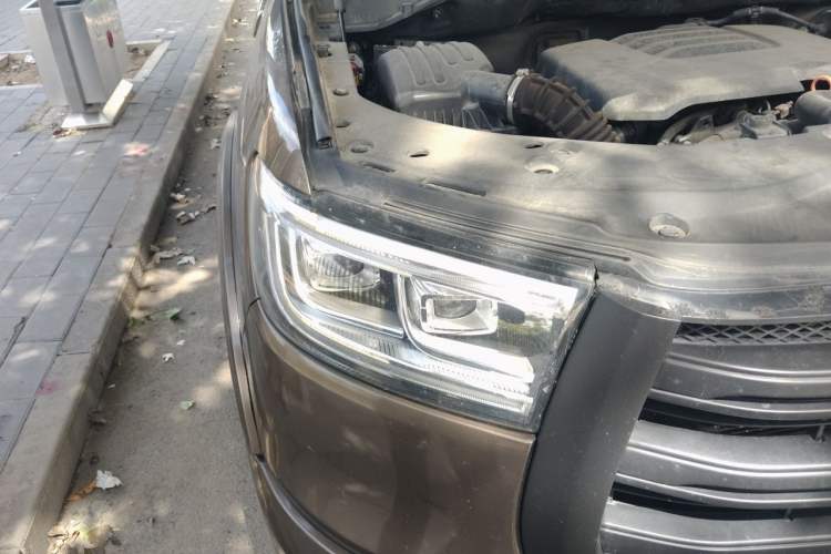 Used Great Wall Poer 2019 2.0T Automatic Gasoline 4x4 Comfort Edition GW4C20B Right Front Headlight