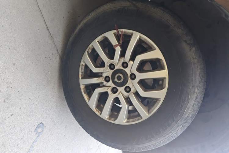 Used Great Wall Poer 2019 2.0T Commercial Version Automatic Gasoline Two-Wheel Drive Elite Trim with Long Bed – GW4C20B Right Front Wheel Hub