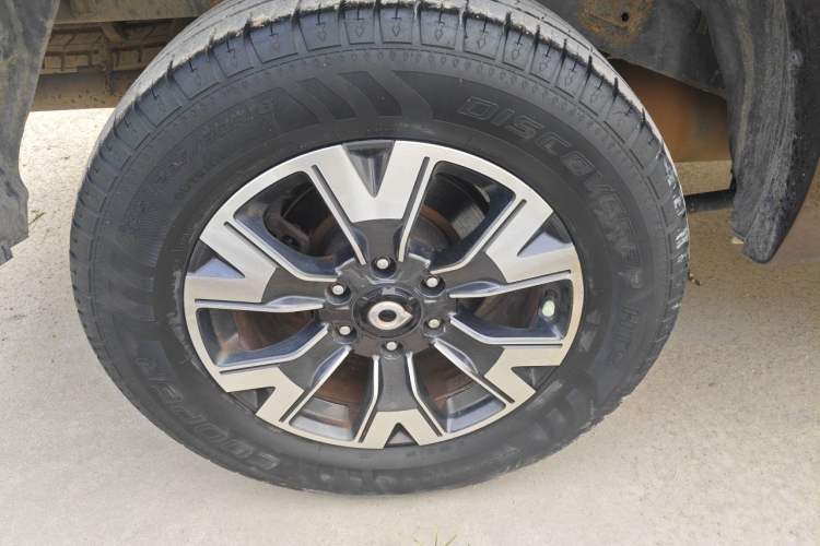 Used Great Wall Poer 2019 2.0T Automatic Gasoline Two-Wheel Drive Comfort Edition GW4C20B Right Front Wheel Hub