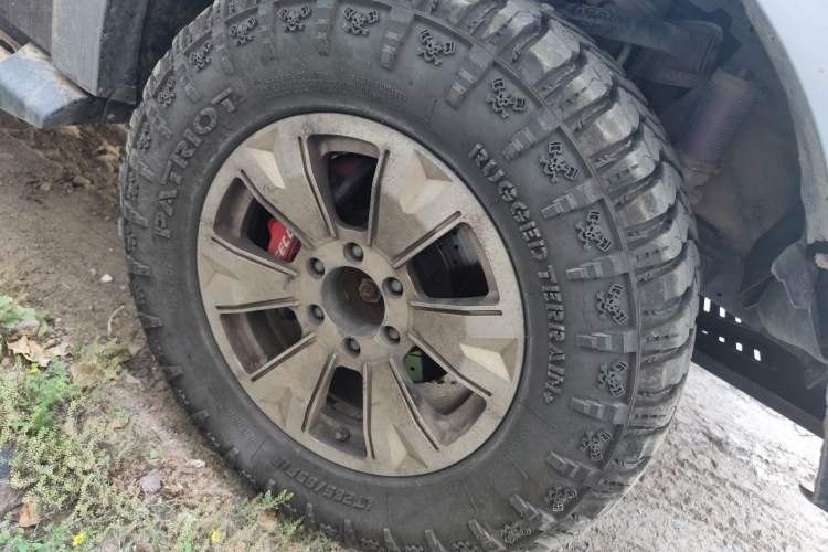 Used Great Wall Poer 2019 2.0T Automatic Gasoline 4x4 Premium Edition GW4C20B Right Front Wheel Hub