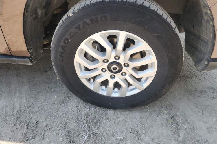 Used Great Wall Poer 2019 2.0T Commercial Version Manual Diesel Two-Wheel Drive Elite Long-Box GW4D20M Right Front Wheel Hub