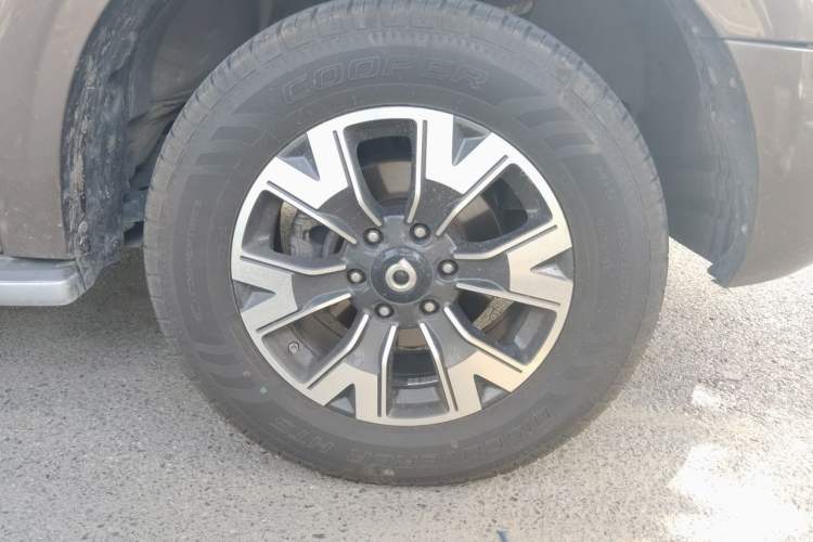 Used Great Wall Poer 2019 2.0T Automatic Gasoline 4x4 Comfort Edition GW4C20B Right Front Wheel Hub