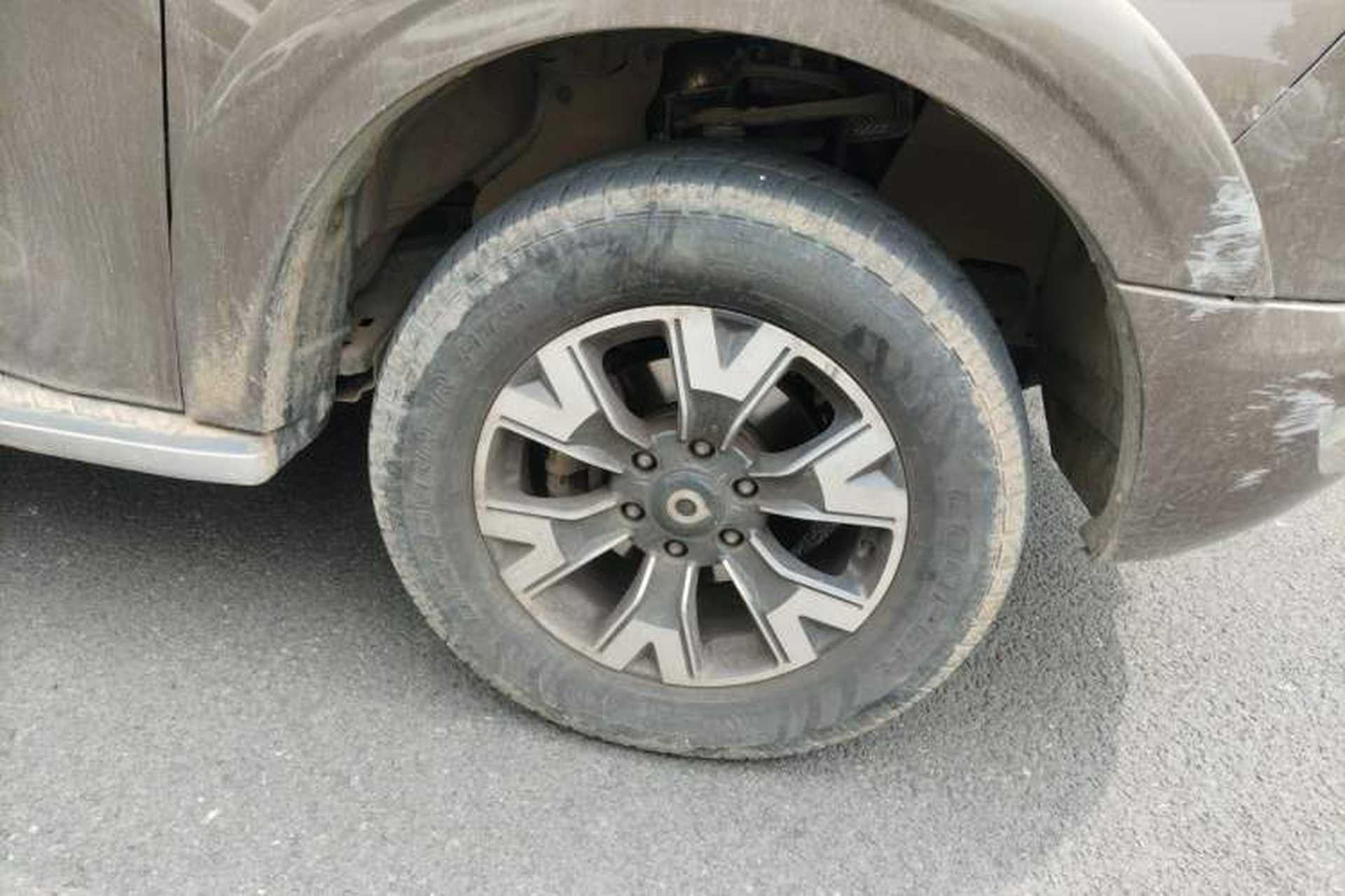 Used Great Wall Poer 2019 2.0T Automatic Gasoline 4x4 Comfort Edition GW4C20B Right Front Wheel Hub