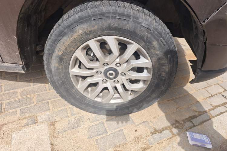 Used Great Wall Poer 2019 2.0T Commercial Version Manual Diesel 4x4 Elite Long-Box GW4D20M Right Front Wheel Hub