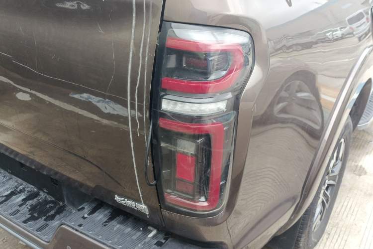Used Great Wall Poer 2019 2.0T Automatic Gasoline Two-Wheel Drive Comfort Edition GW4C20B Right Rear Taillight