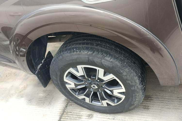 Used Great Wall Poer 2019 2.0T Automatic Gasoline Two-Wheel Drive Comfort Edition GW4C20B Right Rear Wheel Hub
