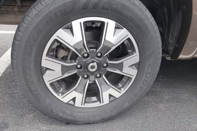 Used Great Wall Poer 2019 2.0T Automatic Gasoline 4x4 Sport Edition GW4C20B Right Rear Wheel Hub