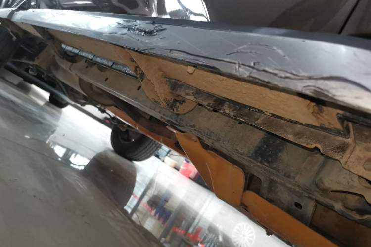 Used Great Wall Poer 2019 2.0T Automatic Gasoline 4x4 Sport Edition GW4C20B Right Side Sill