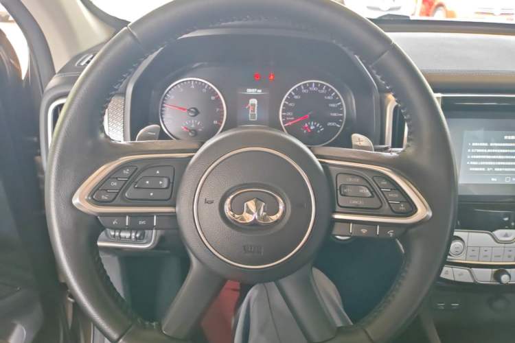 Used Great Wall Poer 2019 2.0T Automatic Gasoline Two-Wheel Drive Comfort Edition GW4C20B Steering Wheel