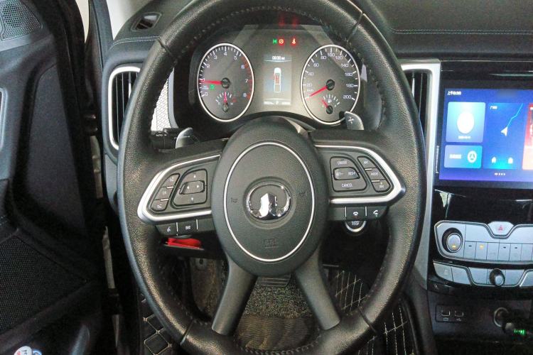Used Great Wall Poer 2019 2.0T Automatic Gasoline Two-Wheel Drive Comfort Edition GW4C20B Steering Wheel