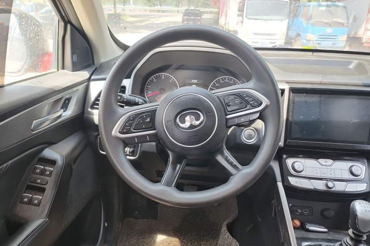 Used Great Wall Poer 2019 2.0T Commercial Version Manual Diesel Two-Wheel Drive Elite Long-Box GW4D20M Steering Wheel