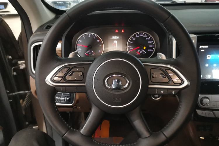 Used Great Wall Poer 2019 2.0T Automatic Gasoline 4x4 Sport Edition GW4C20B Steering Wheel