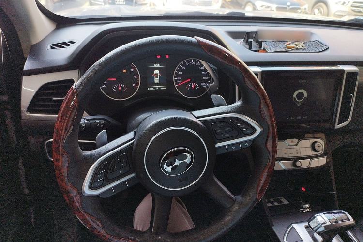 Used Great Wall Poer 2019 2.0T Commercial Version Automatic Gasoline Two-Wheel Drive Elite Trim with Long Bed – GW4C20B Steering Wheel