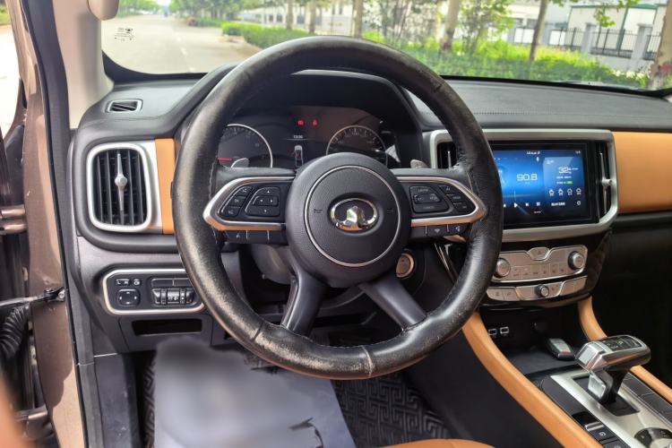 Used Great Wall Poer 2019 2.0T Automatic Gasoline 4x4 Sport Edition GW4C20B Steering Wheel