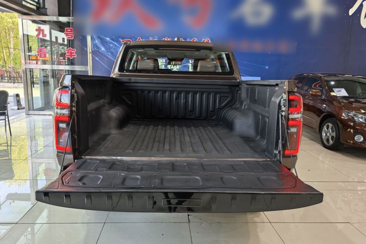 Used Great Wall Poer 2019 2.0T Automatic Gasoline 4x4 Sport Edition GW4C20B Trunk