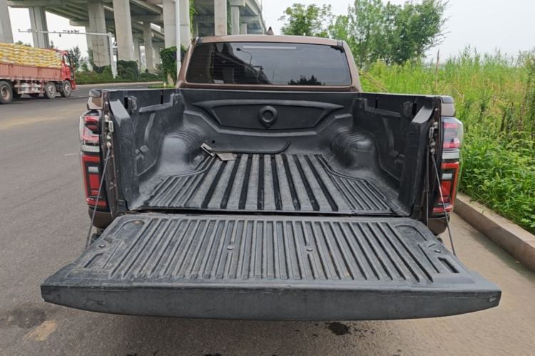 Used Great Wall Poer 2019 2.0T Automatic Gasoline Two-Wheel Drive Comfort Edition GW4C20B Trunk