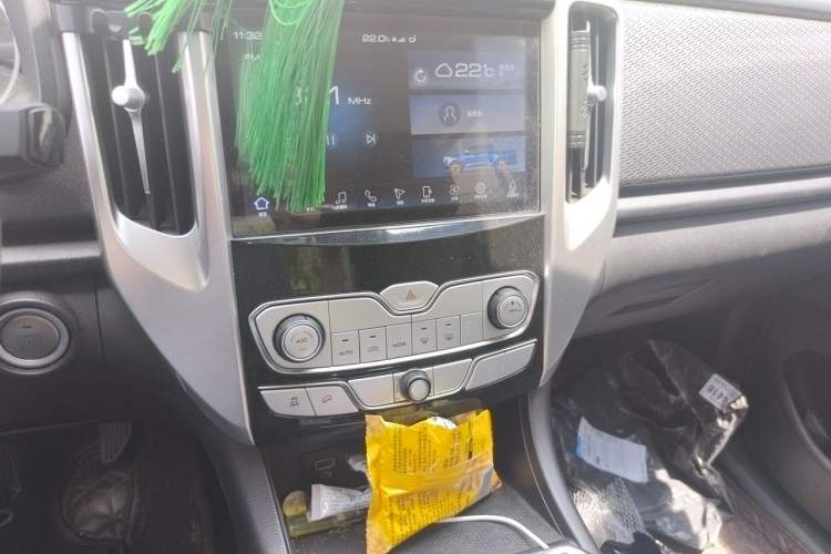 Used Great Wall Poer 2019 2.0T Automatic Gasoline Two-Wheel Drive Comfort Edition GW4C20B Audio And AC Panel