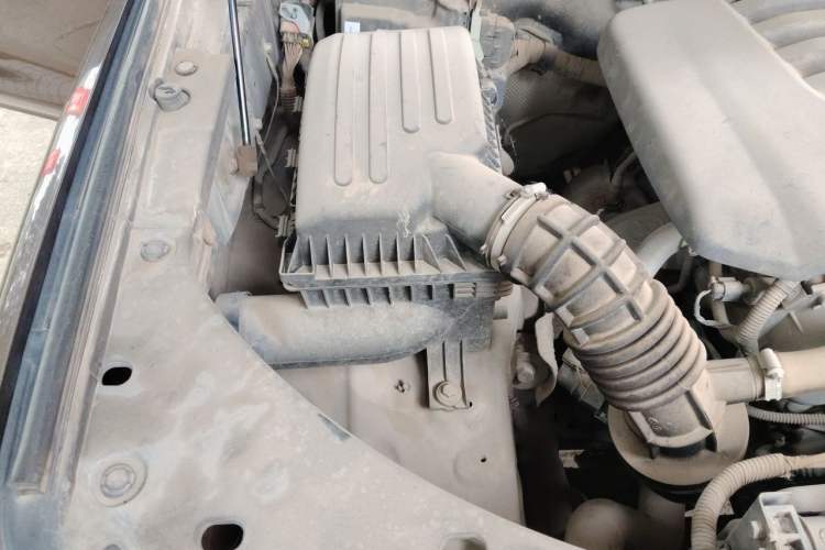 Used Great Wall Poer 2019 2.0T Automatic Gasoline 4x4 Premium Edition GW4C20B Engine Bay Right