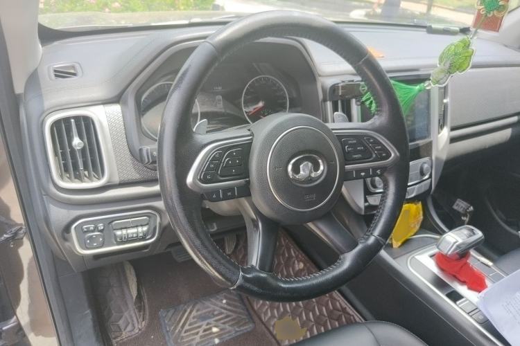 Used Great Wall Poer 2019 2.0T Automatic Gasoline Two-Wheel Drive Comfort Edition GW4C20B Steering Wheel