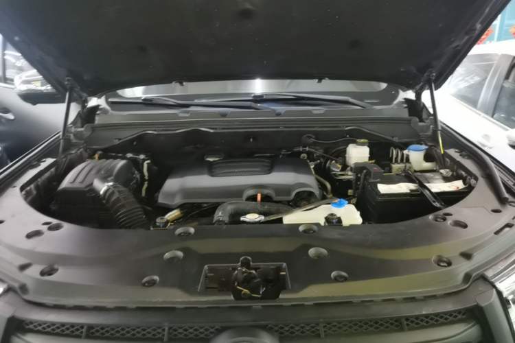 Used Great Wall Poer 2019 2.0T Automatic Gasoline 4x4 Comfort Edition GW4C20B Engine Bay