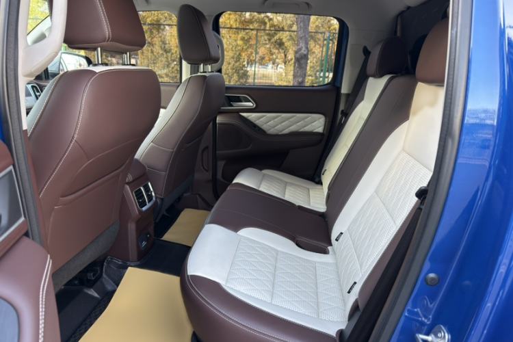 Used Great Wall Poer 2019 2.0T Automatic Gasoline 4x4 Premium Edition GW4C20B Interior 2