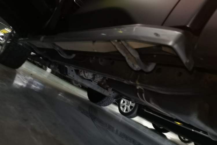 Used Great Wall Poer 2019 2.0T Automatic Gasoline 4x4 Comfort Edition GW4C20B Left Side Sill
