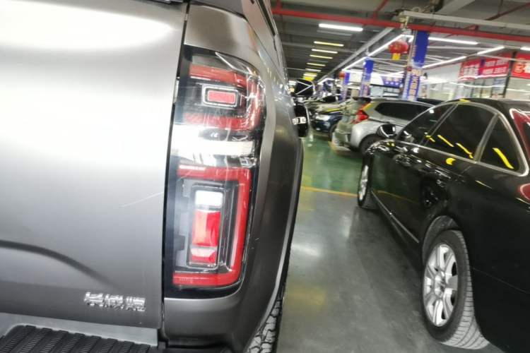 Used Great Wall Poer 2019 2.0T Automatic Gasoline 4x4 Comfort Edition GW4C20B Right Rear Taillight