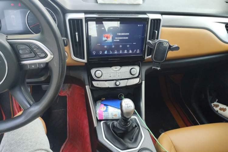 Used Great Wall Poer 2019 2.0T Commercial Version Manual Diesel Two-Wheel Drive Elite Long-Box GW4D20M Audio And AC Panel