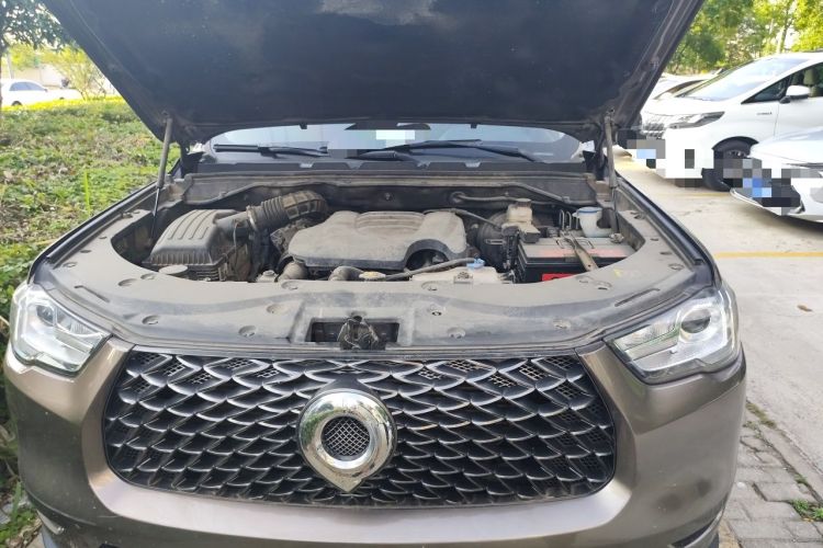 Used Great Wall Poer 2019 2.0T Commercial Version Manual Diesel Two-Wheel Drive Elite Long-Box GW4D20M Engine Bay