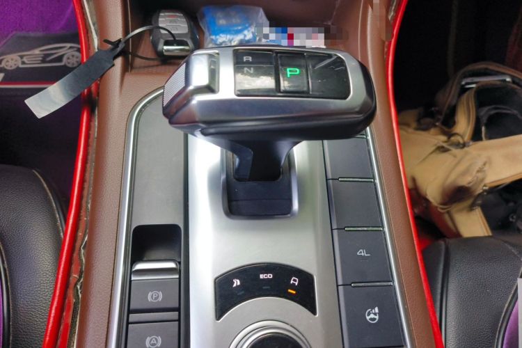 Used Great Wall Poer 2019 2.0T Automatic Gasoline 4x4 Sport Edition GW4C20B Gear Lever